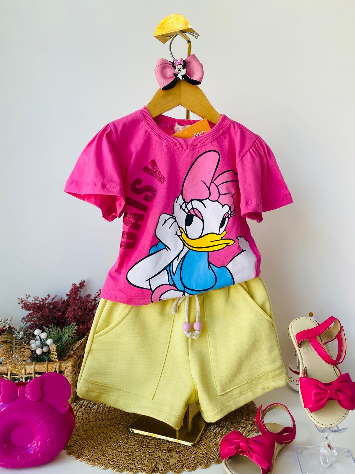 Conjunto Blusa Margarida e Short Amarelo