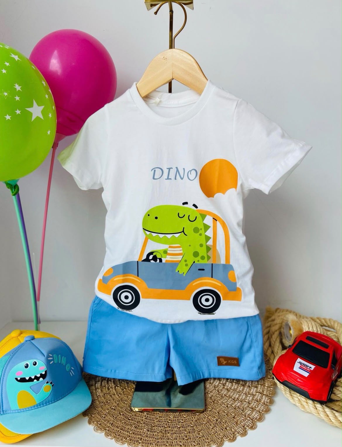 Camiseta Dino com Shorts Azul