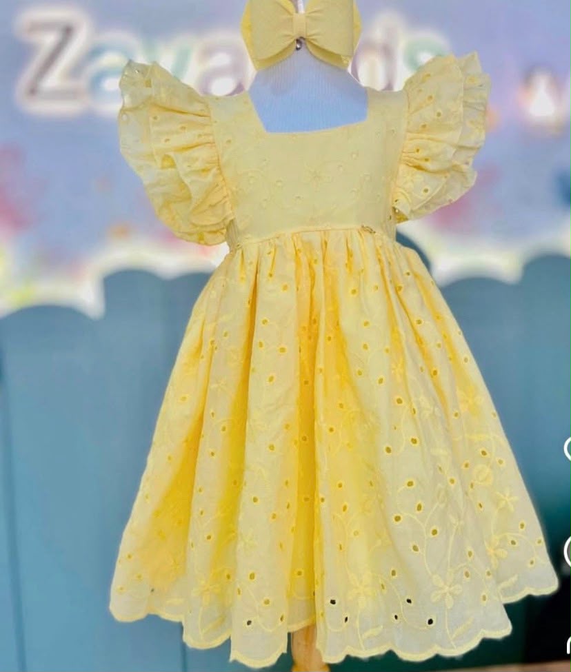 Vestido Cambraia