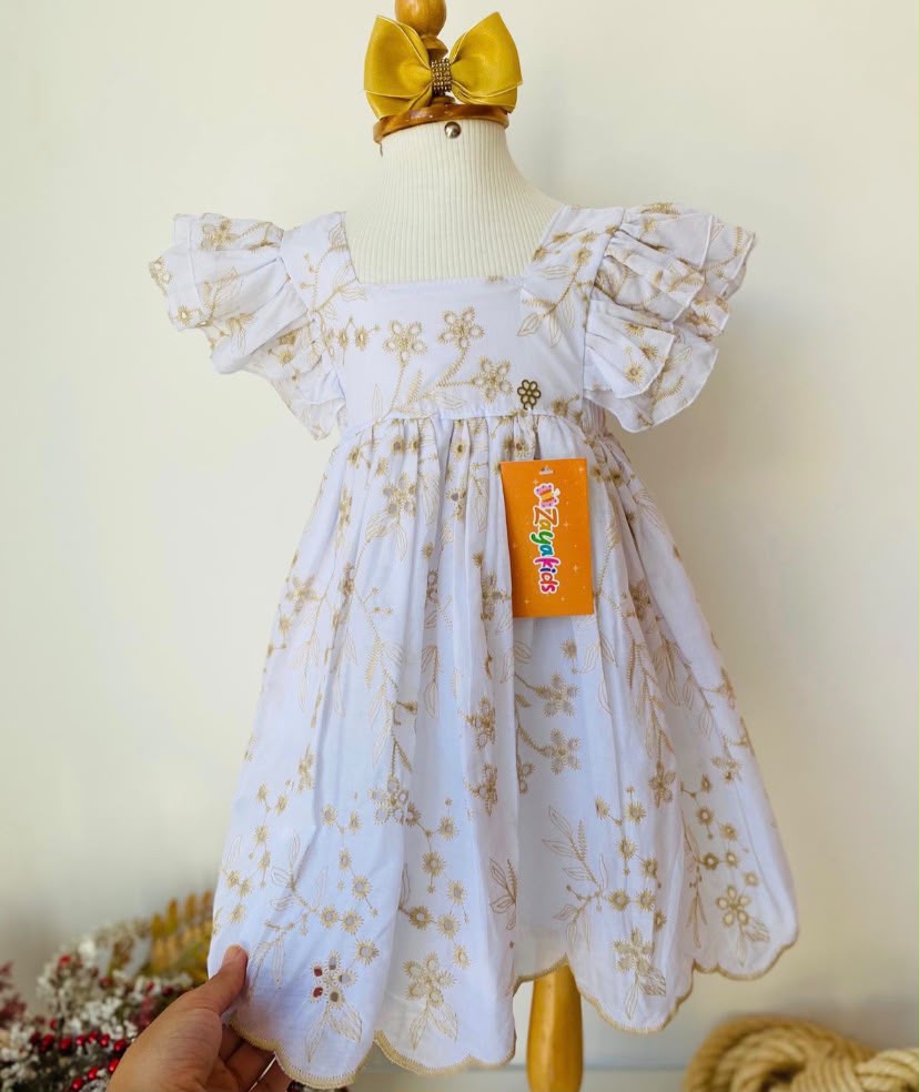 Vestido Cambraia