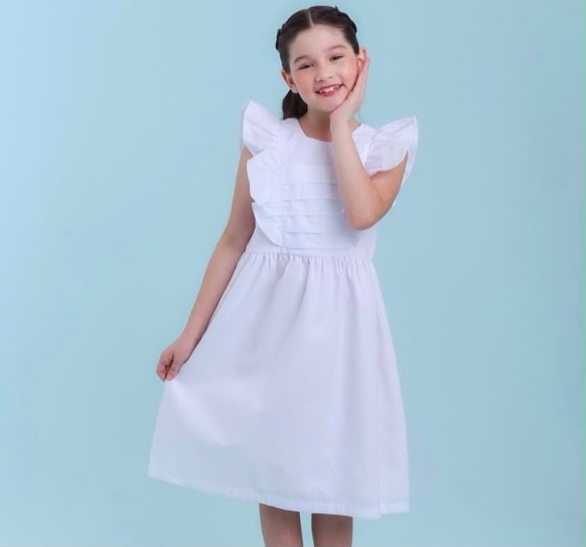 Vestido Branco com Detalhes