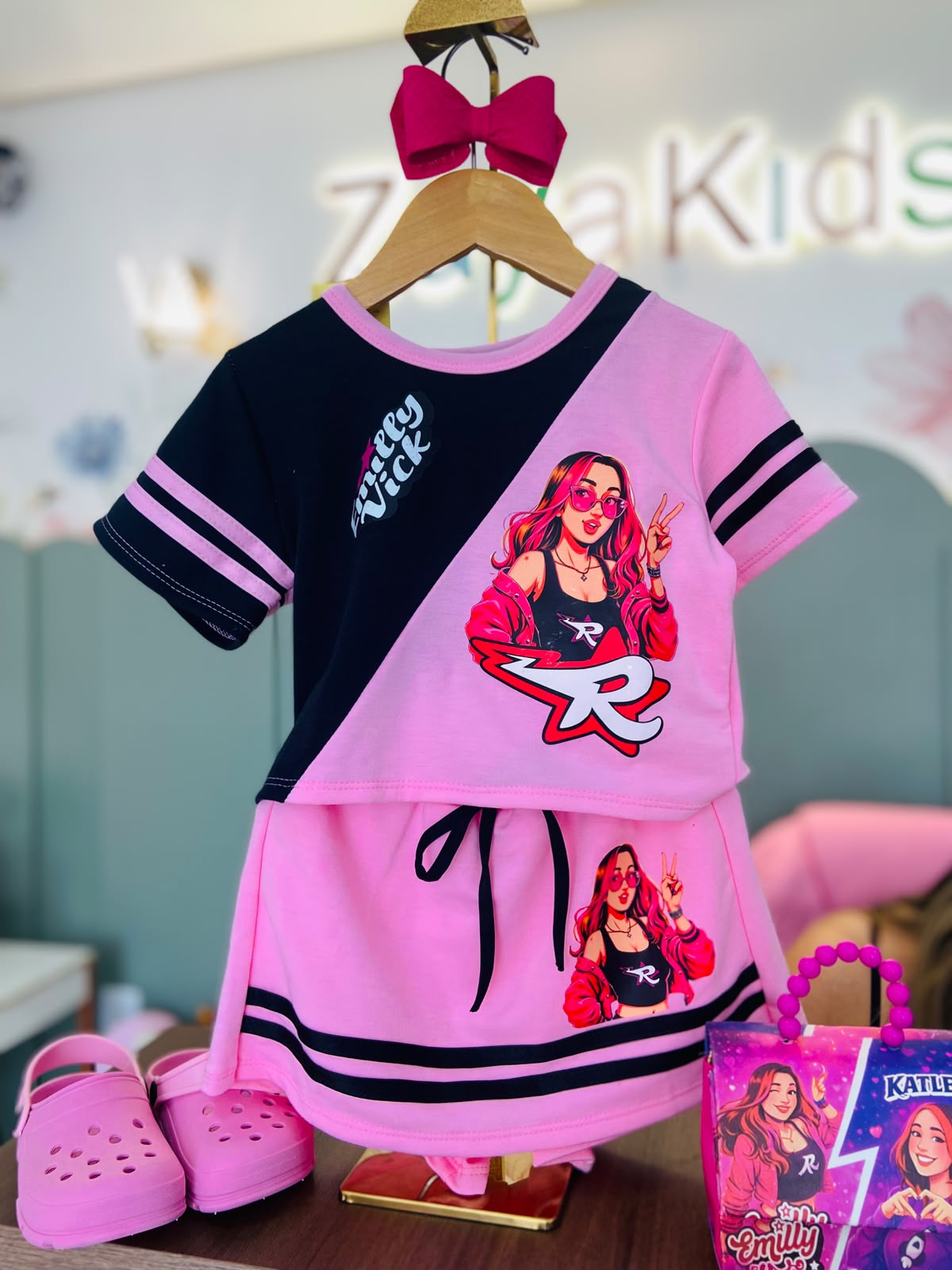 Conjunto Estiloso Pink e Preto