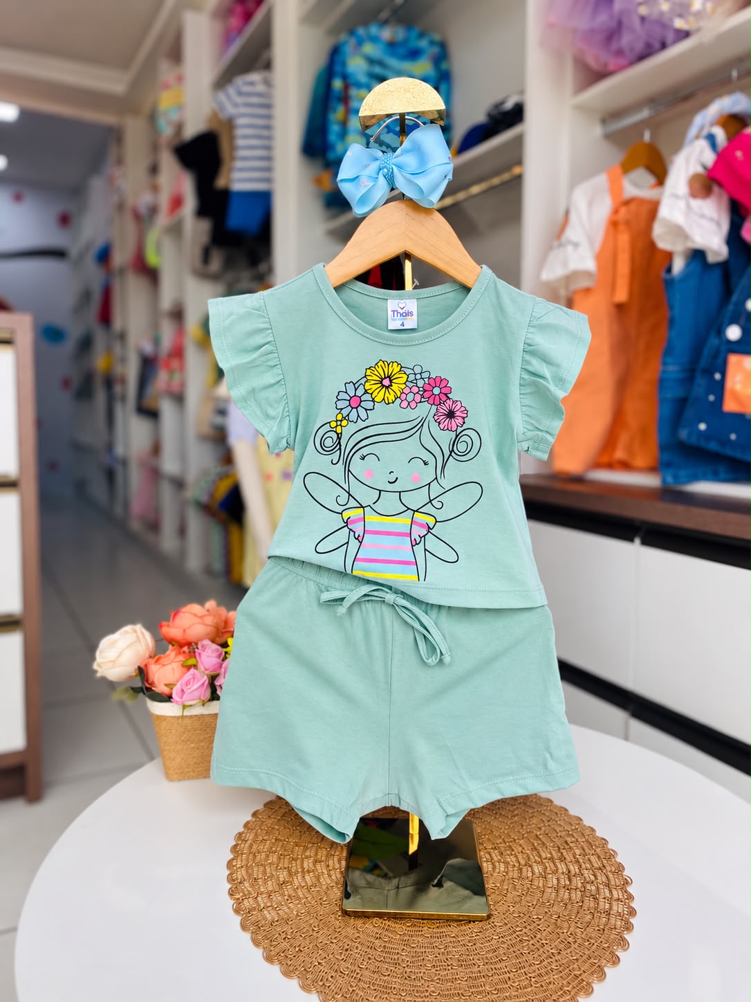 Conjunto Azul com Estampa de Borboleta