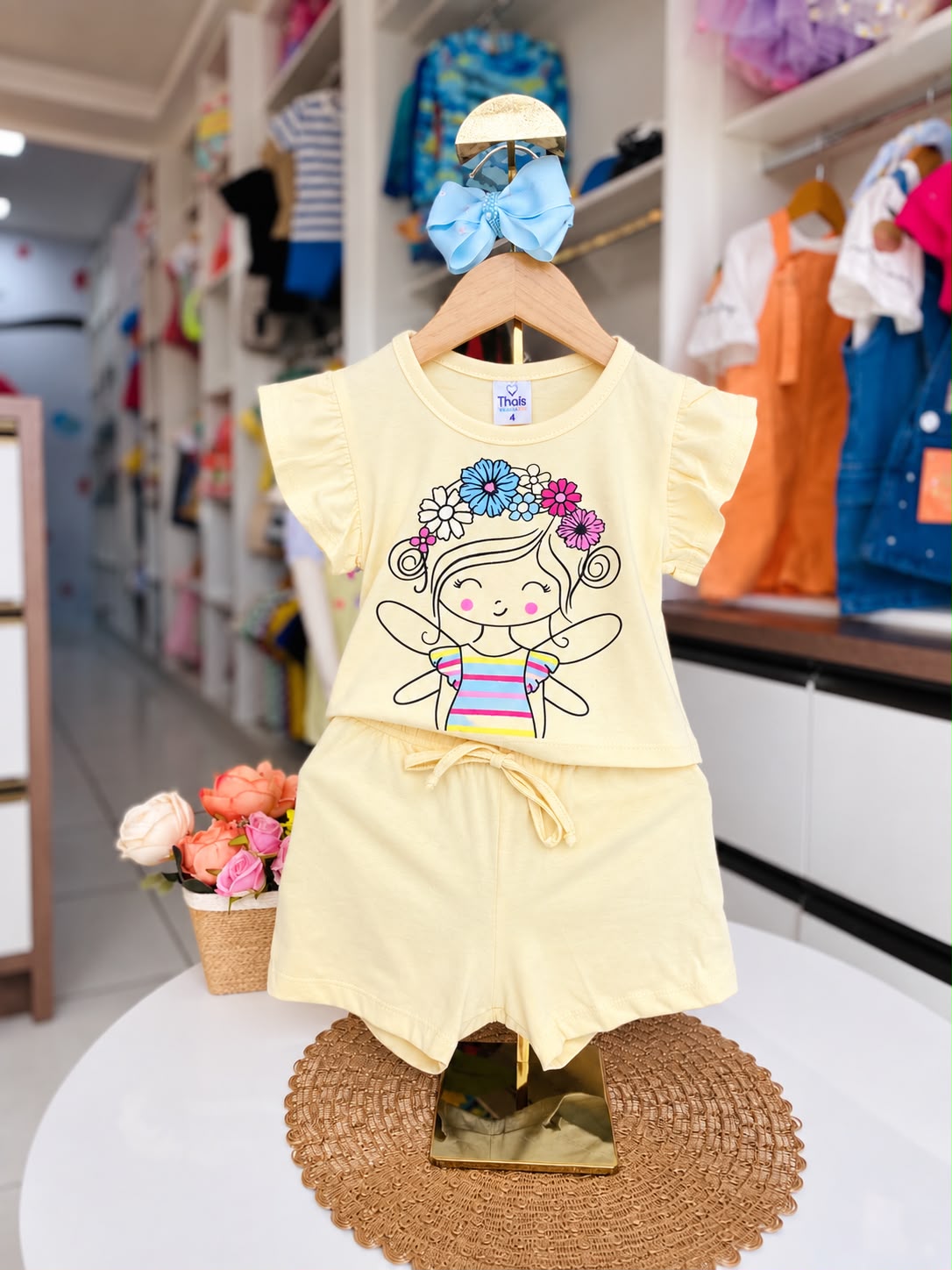 Conjunto Azul com Estampa de Borboleta